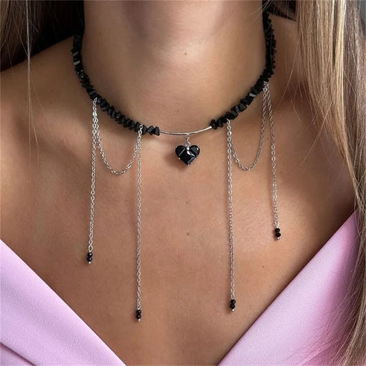 Punk fringe zircon heart-shaped pendant necklace for women, Bohemian geometric Baroque black crystal chain jewelry