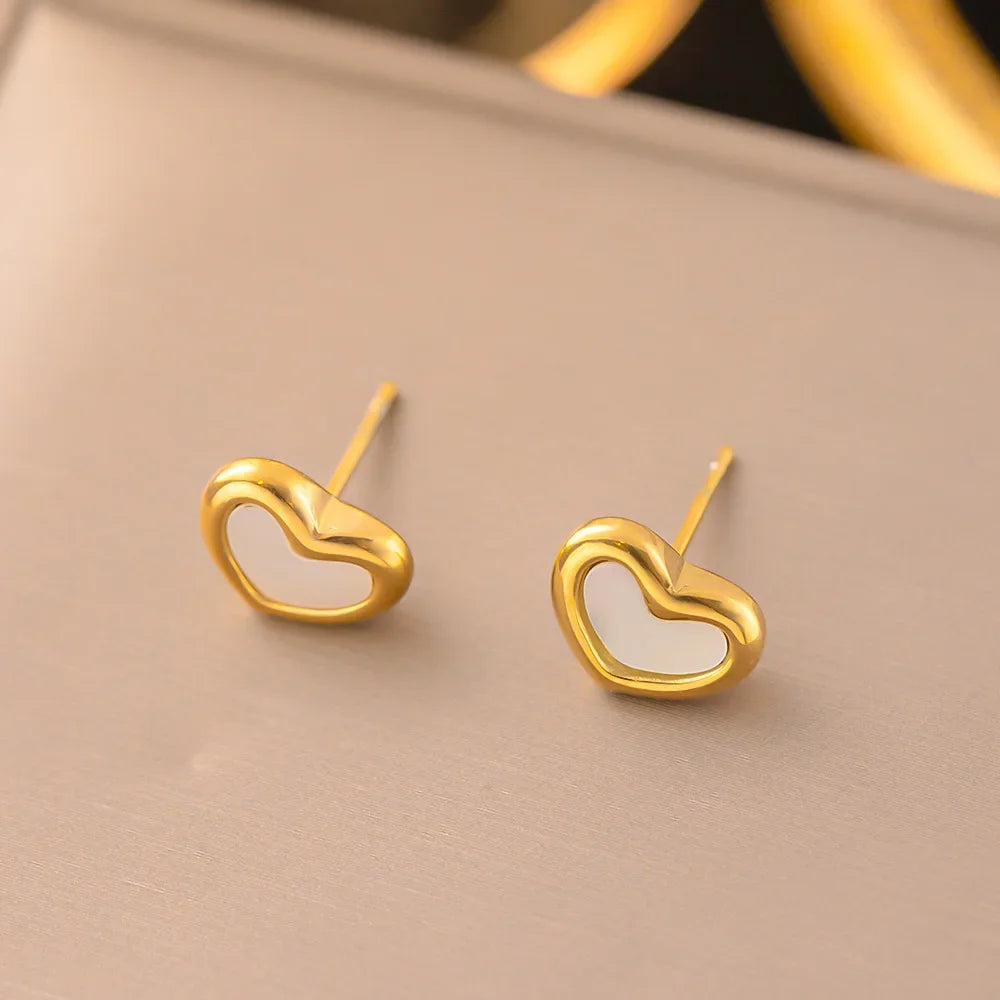 316L Stainless Steel Simple Cute Black And White Heart Stud Earrings For Women Fashion Girls Gold Color Jewelry Birthday Gifts