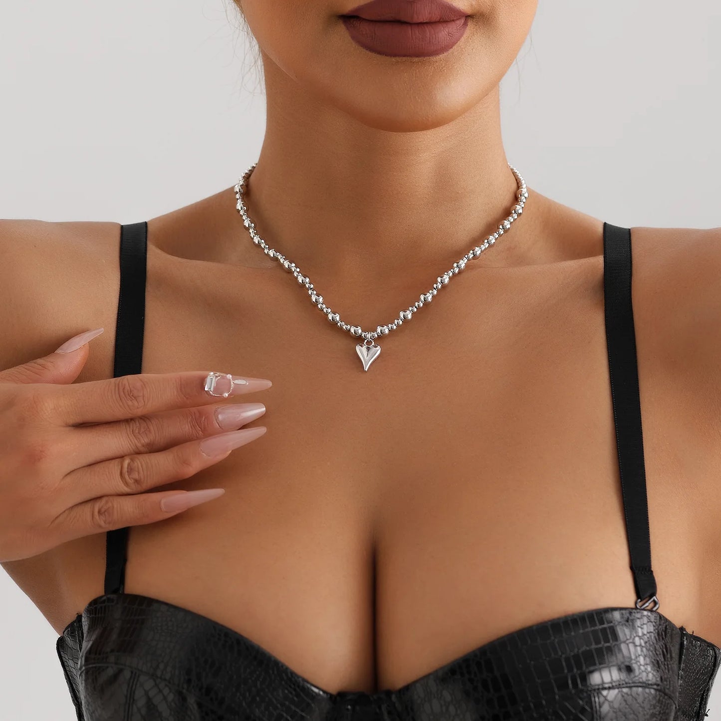 New Heart Beaded Necklace Bracelet Ring Women Boho Crystal Class Gravel Clavicle Chain Cool Y2K Choker Exquisite Fashion Jewelry