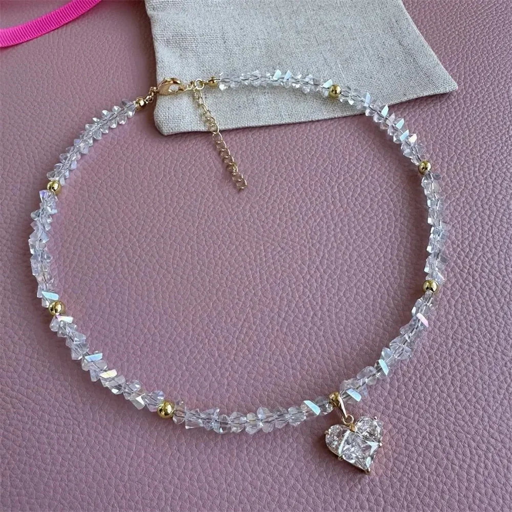 Punk fringe zircon heart-shaped pendant necklace for women, Bohemian geometric Baroque black crystal chain jewelry